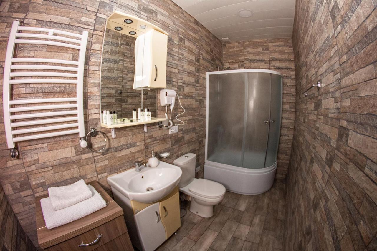 Royal Apartment In Old Tbilisi Eksteriør billede